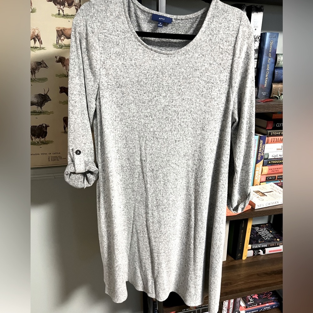 Grey Apt. 9 t-shirt style long sleeve dress